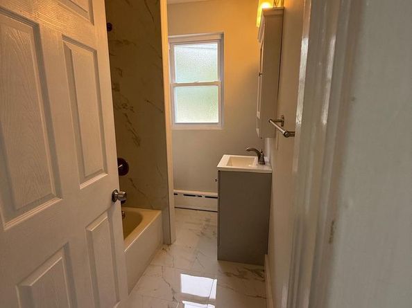 3 W Cooke Avenue, Glenolden PA 19036