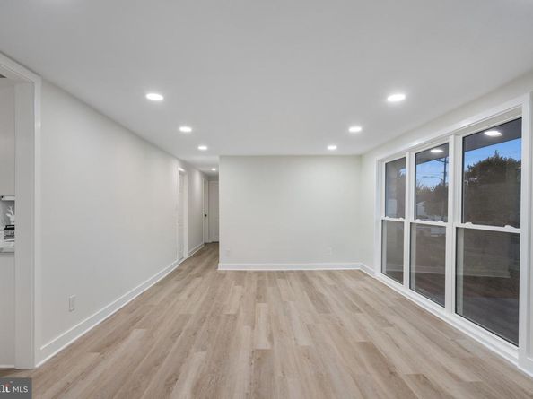2719 Patane Avenue, Abington PA 19001