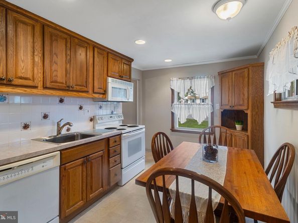 357 Marianne Road, Lafayette Hill PA 19444