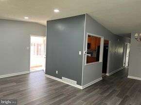 1912 Tomlinson Road, Philadelphia PA 19116