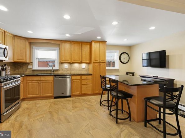 706 Hagner Street, Philadelphia PA 19128