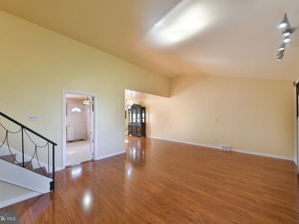 134 Alburger Avenue, Philadelphia PA 19115