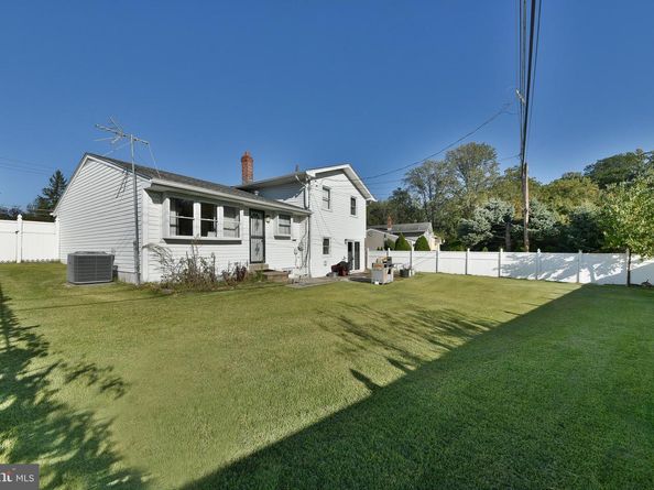 134 Alburger Avenue, Philadelphia PA 19115