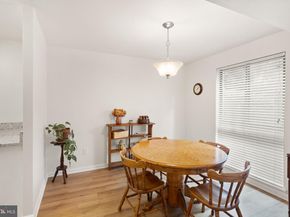 2042 Royal Fern Court 1B, Reston VA 20191