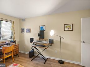 2042 Royal Fern Court 1B, Reston VA 20191