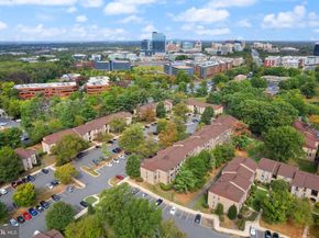 2042 Royal Fern Court 1B, Reston VA 20191