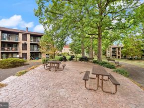2042 Royal Fern Court 1B, Reston VA 20191