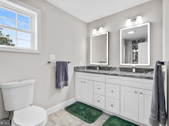 817 Fifth Avenue, Croydon PA 19021
