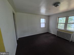 215 N 9TH Street, Darby PA 19023
