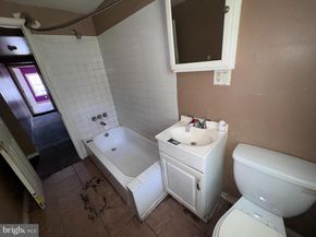 215 N 9TH Street, Darby PA 19023