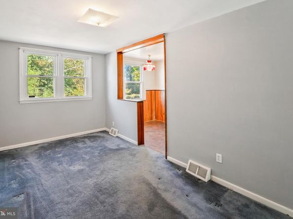 631 Tribet Place, Colwyn PA 19023
