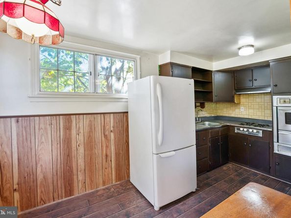 631 Tribet Place, Colwyn PA 19023