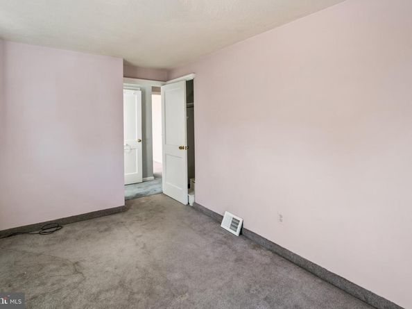 631 Tribet Place, Colwyn PA 19023