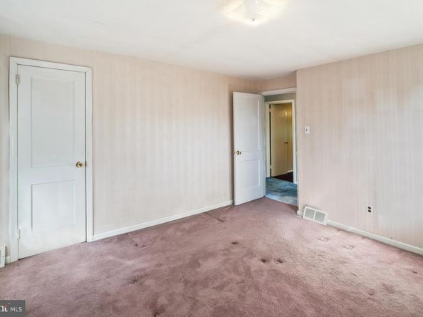 631 Tribet Place, Colwyn PA 19023