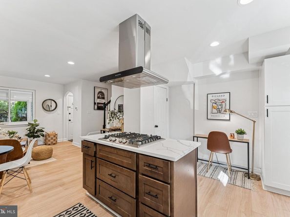 141 Lynhaven Drive, Alexandria VA 22305