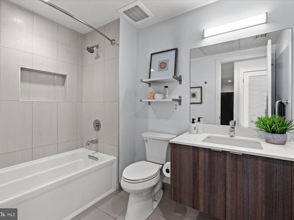 911 2nd Street NE 505, Washington DC 20002
