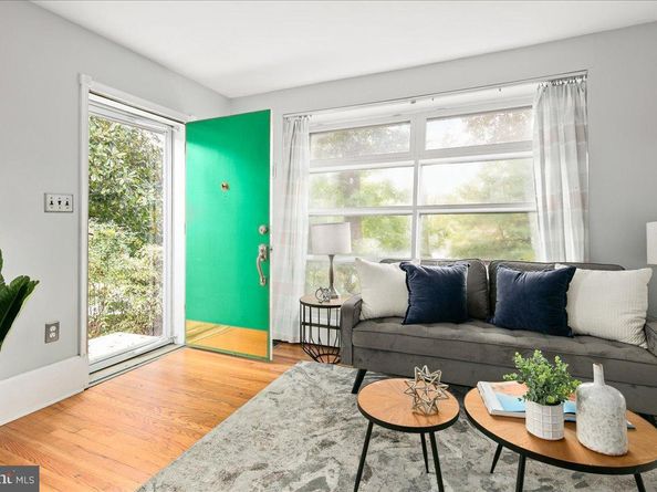 6381 Lakewood Drive, Falls Church VA 22041
