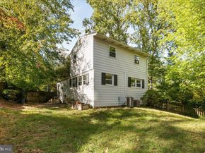 6381 Lakewood Drive, Falls Church VA 22041