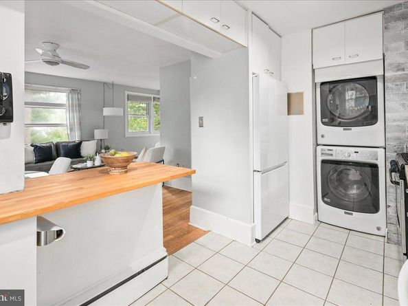 6381 Lakewood Drive, Falls Church VA 22041