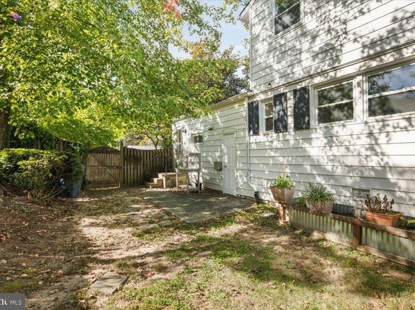 6381 Lakewood Drive, Falls Church VA 22041