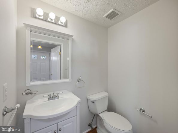 8027 Tyson Oaks Circle, Vienna VA 22182