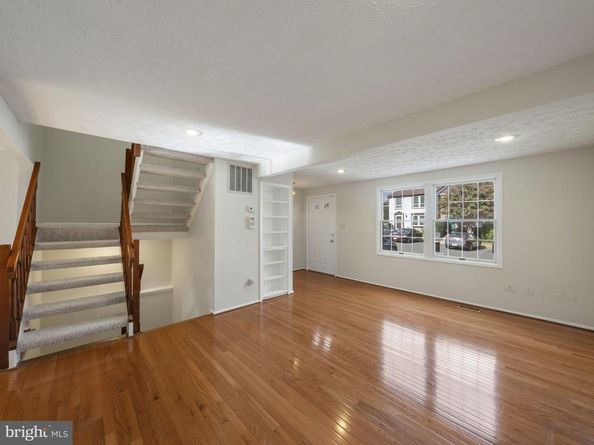 8027 Tyson Oaks Circle, Vienna VA 22182