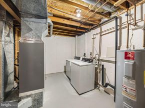 8027 Tyson Oaks Circle, Vienna VA 22182