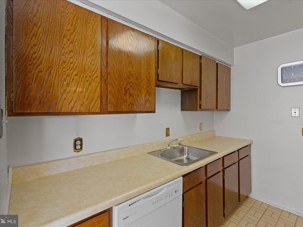 3166 Berry Road NE 27, Washington DC 20018