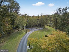 5765 Valley Stream Drive, Doylestown PA 18902