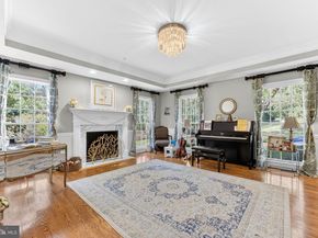5765 Valley Stream Drive, Doylestown PA 18902