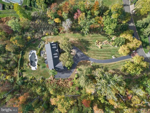 5765 Valley Stream Drive, Doylestown PA 18902