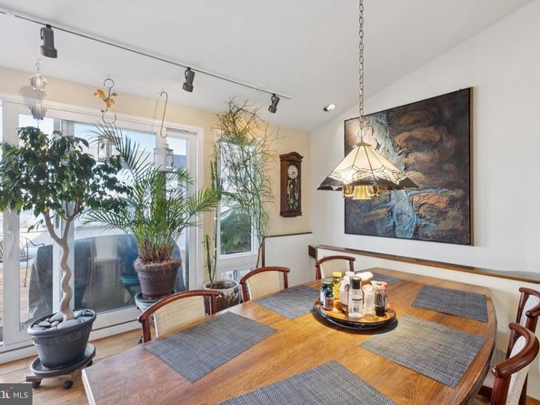 315 N Front Street 315, Philadelphia PA 19106