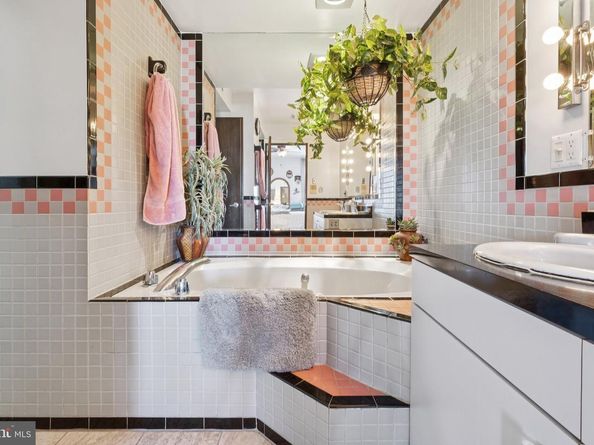 315 N Front Street 315, Philadelphia PA 19106