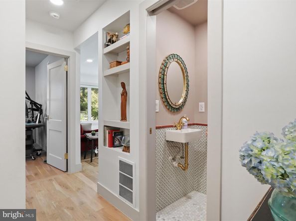 7324 Elmwood Drive, Falls Church VA 22042