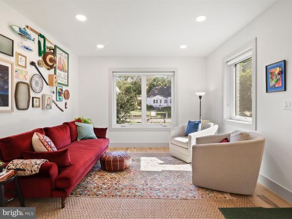 7324 Elmwood Drive, Falls Church VA 22042