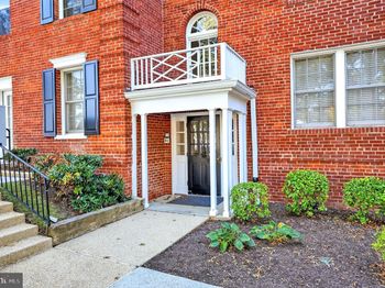 500 N Bashford Lane