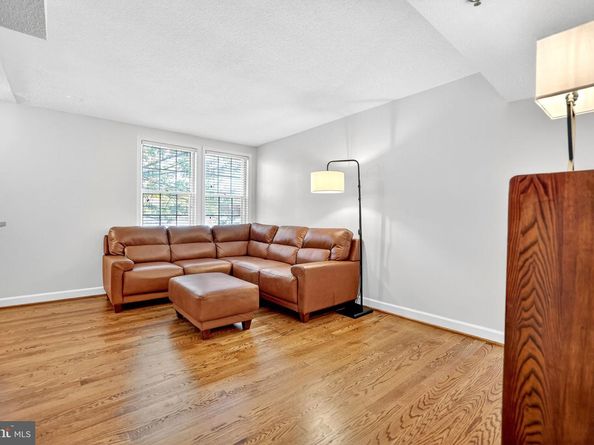 500 N Bashford Lane 3321, Alexandria VA 22314