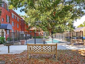 500 N Bashford Lane 3321, Alexandria VA 22314