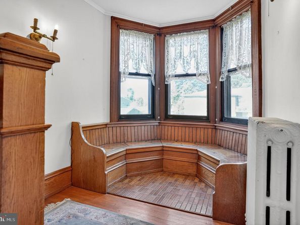 580 Wigard Avenue, Philadelphia PA 19128