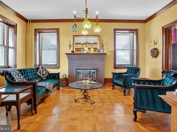 580 Wigard Avenue, Philadelphia PA 19128