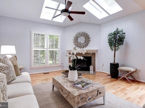 2131 Robin Way Court, Vienna VA 22182