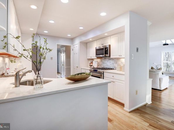 2131 Robin Way Court, Vienna VA 22182