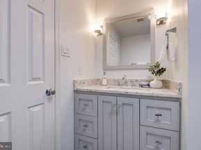 2131 Robin Way Court, Vienna VA 22182