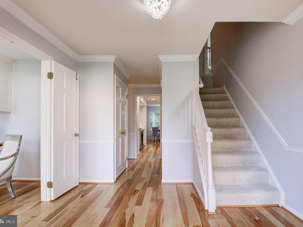 2131 Robin Way Court, Vienna VA 22182
