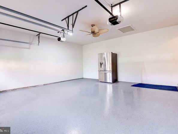 2131 Robin Way Court, Vienna VA 22182