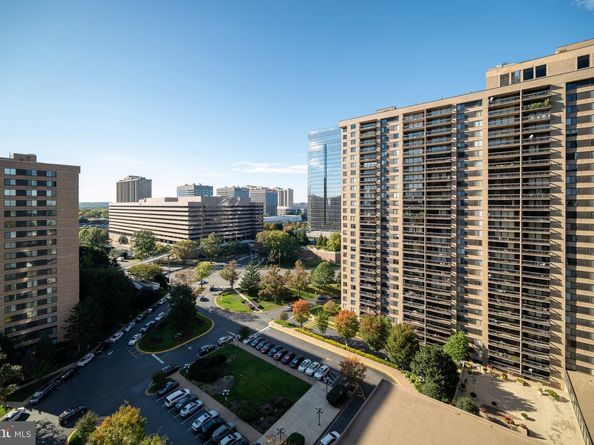 3705 S George Mason Drive 1617S, Falls Church VA 22041