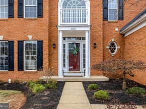 47425 River Crest Street, Sterling VA 20165