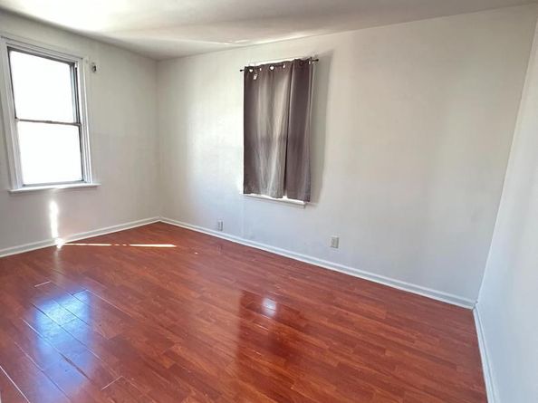 7243 Glenloch Street, Philadelphia PA 19135