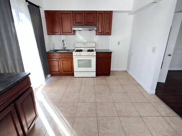 7243 Glenloch Street, Philadelphia PA 19135