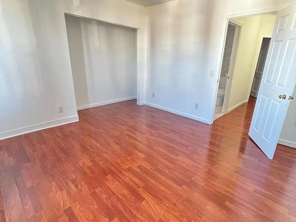 7243 Glenloch Street, Philadelphia PA 19135
